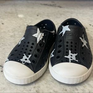 Native Jefferson Jiffy Black with White Stars